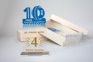 Акрилові вироби Акрилові вироби